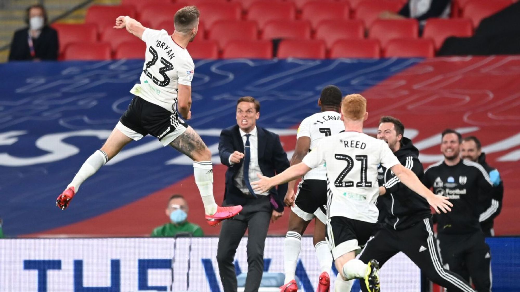 主场作战的 主场作战的